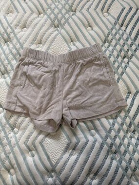 Barefoot Dreams Women's Terry Lounge Shorts - Light Taupe